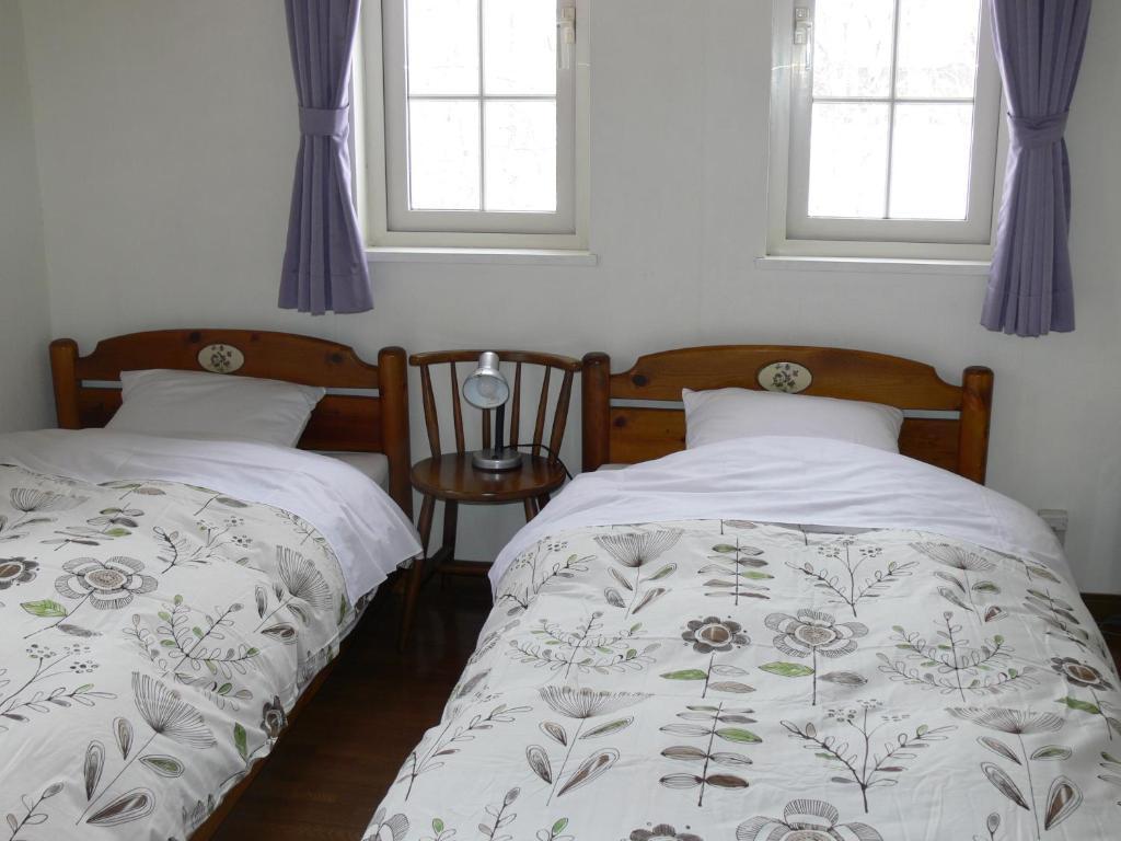 Bed & Breakfast Locomotion